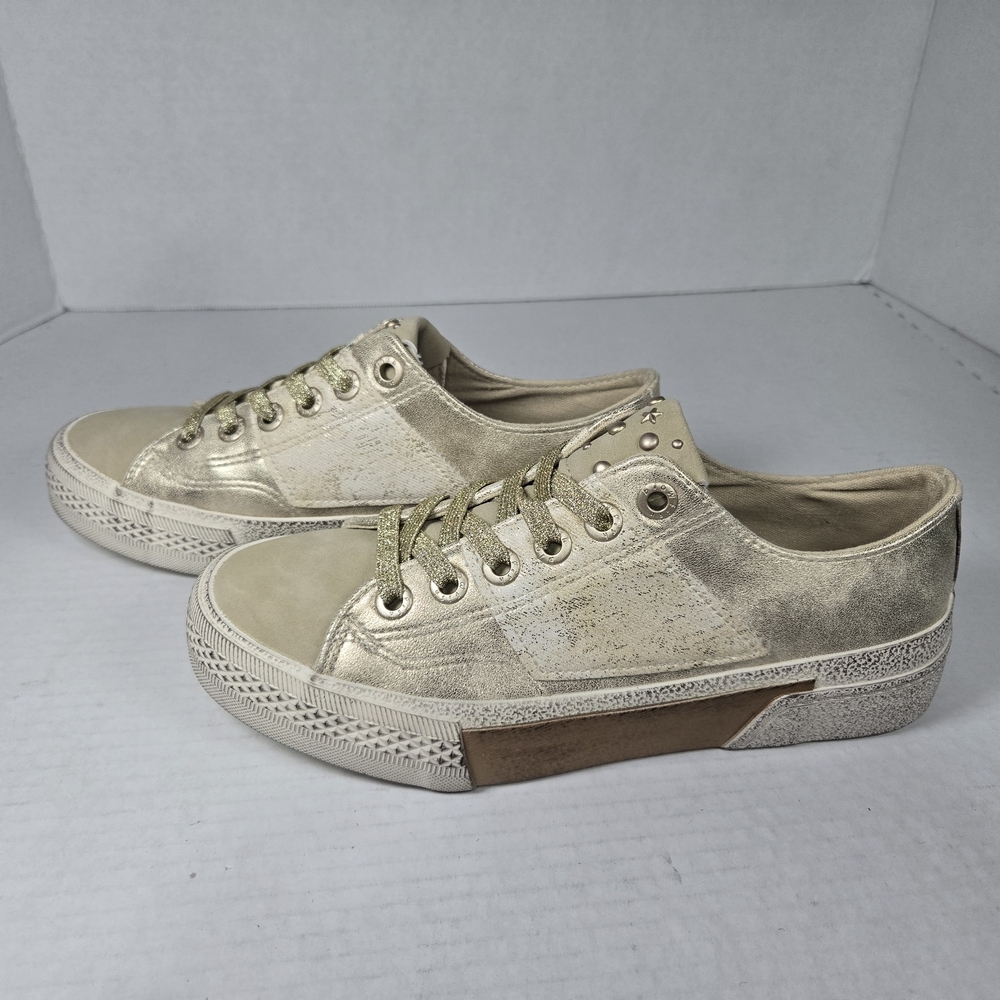 Blowfish Malibu Walk On Soft Gold Tennis Shoe Sneakers Size 7M - Picture 3 of 11